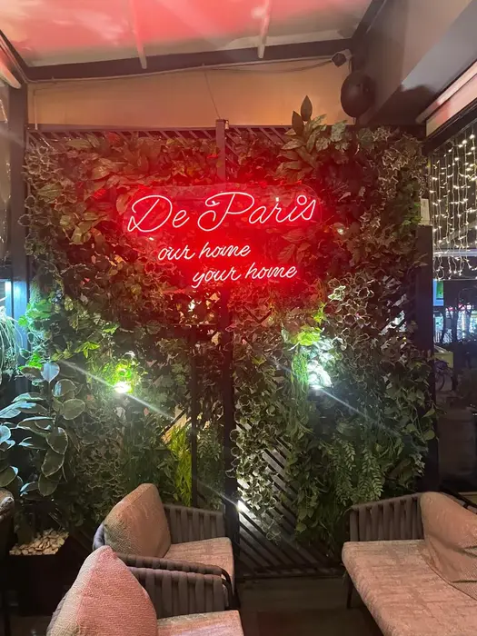 De Paris — projekt reklamues i realizuar nga Agolli Reklama