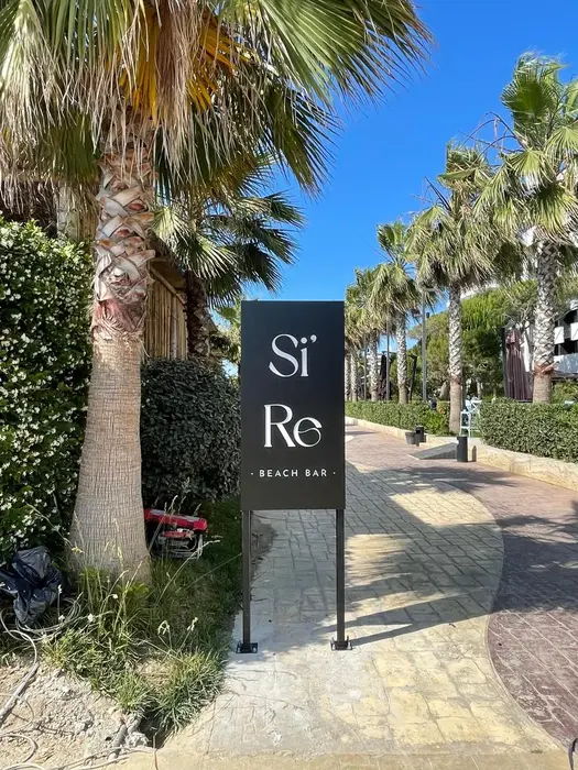 Si Re Beach Bar — projekt reklamues i realizuar nga Agolli Reklama